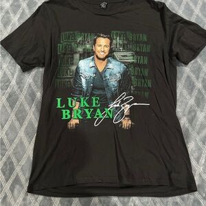 Gildan Black Short Sleeve Luke Bryan Graphic Tee with Green and Blue Print